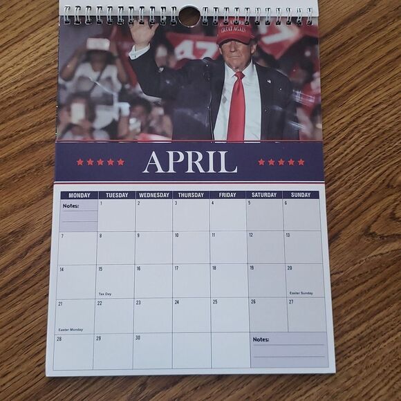 💥💥CLEARANCE!!💥💥Donald Trump "Making America Great Again" 2025 Wall Calendar - Picture 5 of 14